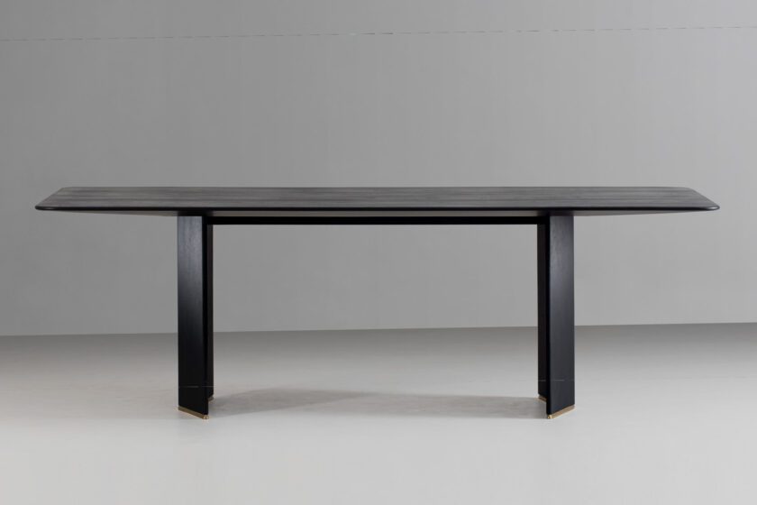 Forma Dining Table Wriver