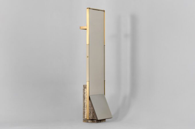 Orbito Free Standing Mirror