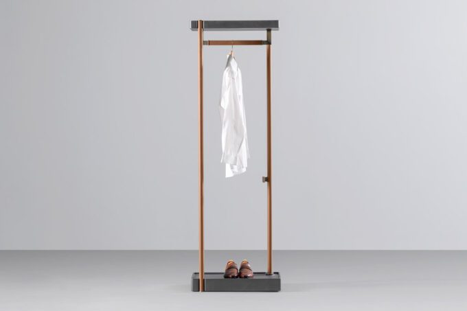 Stiva Valet Stand Wriver
