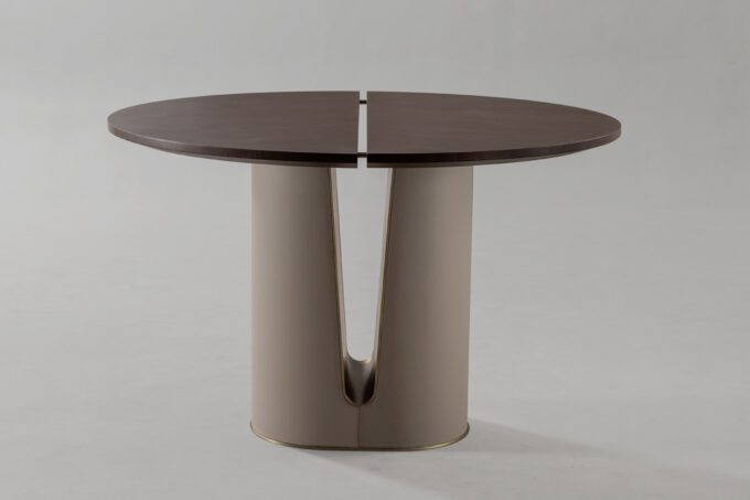 Diviso Circle Dining Table 