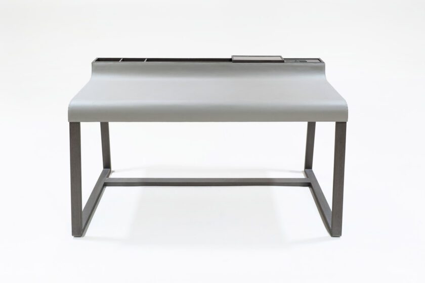 Kromme Study Desk Wriver