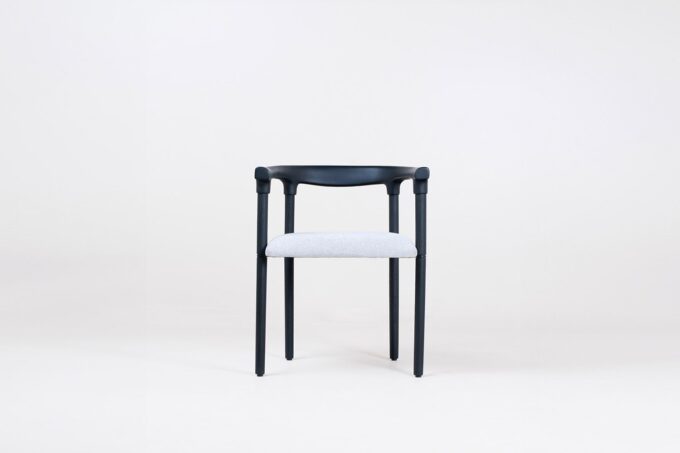 Olly Chair Wriver