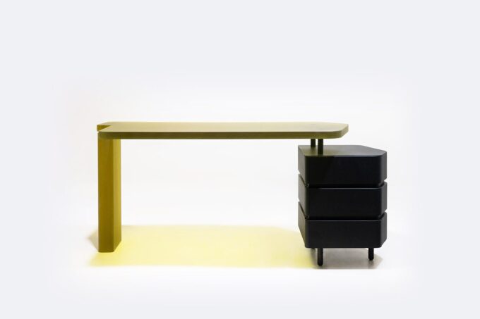 Trace Study Desk Wriver 