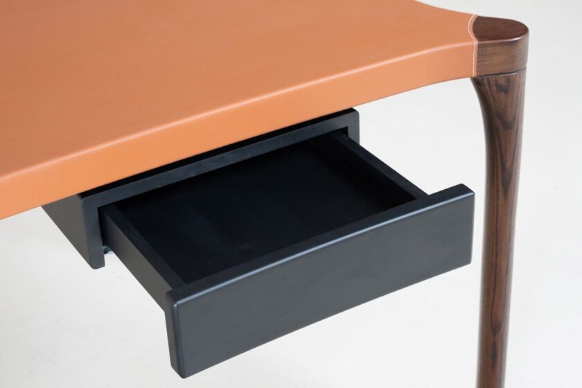Vincent Study Desk Wriver