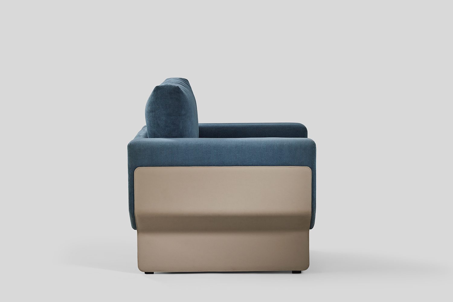 Adler Lounge Chair