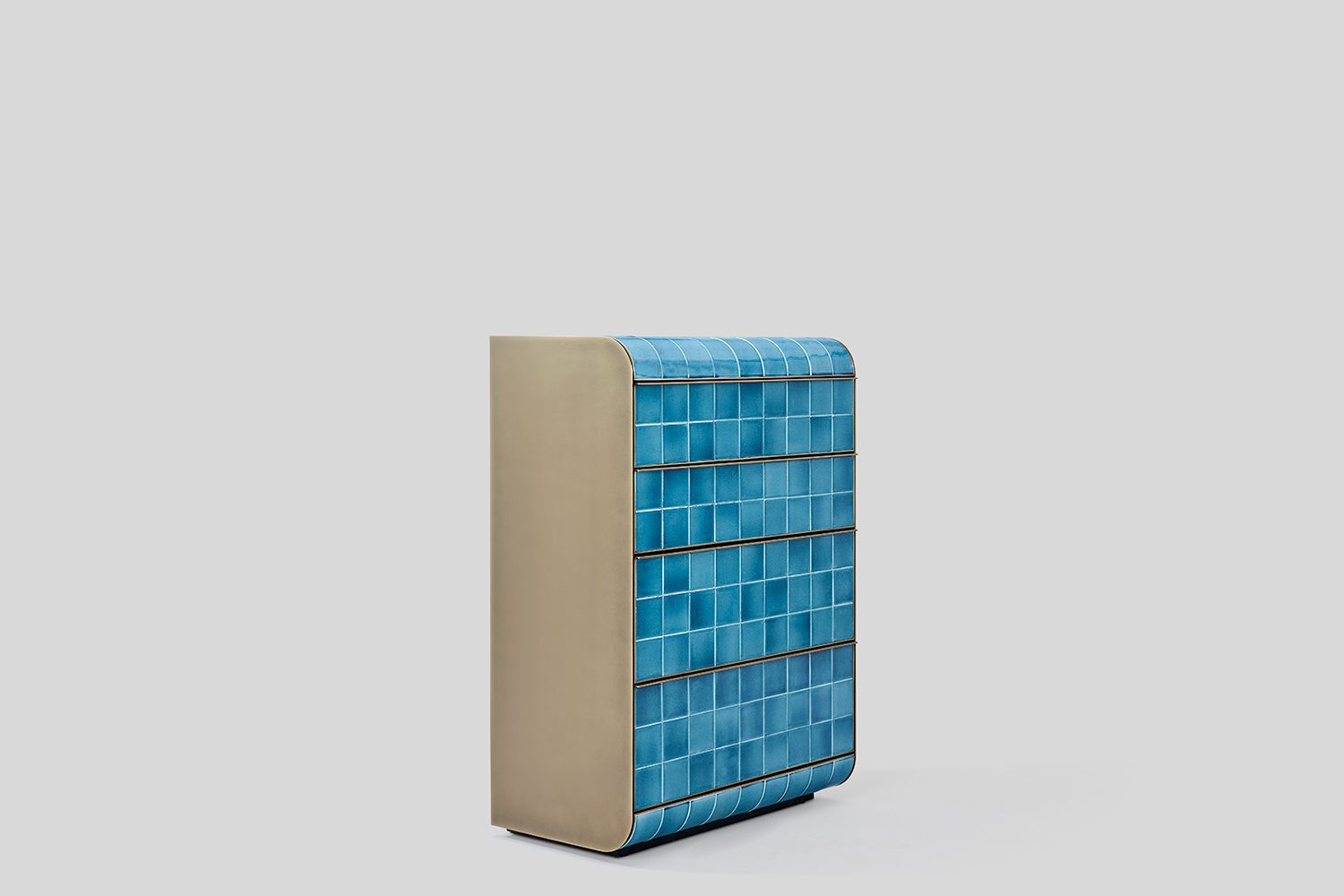 Pezzo Chest Of Drawers