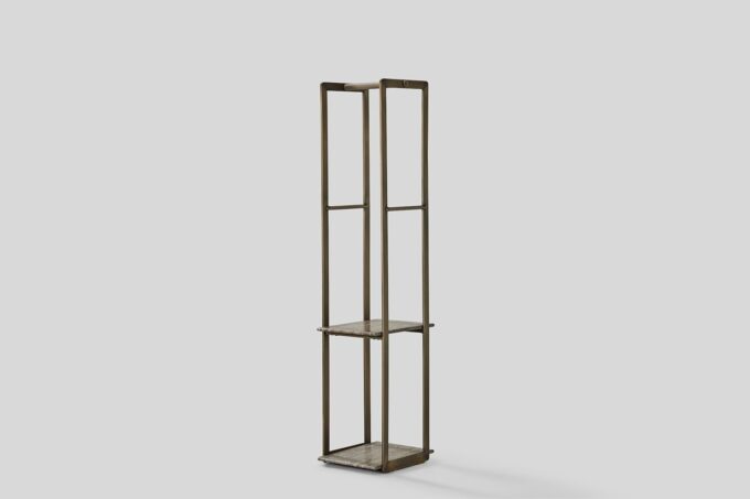Capio Valet Stand