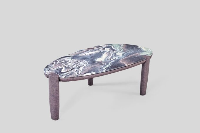 Veia Dining Table