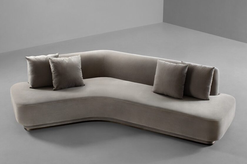 Arcus Sofa