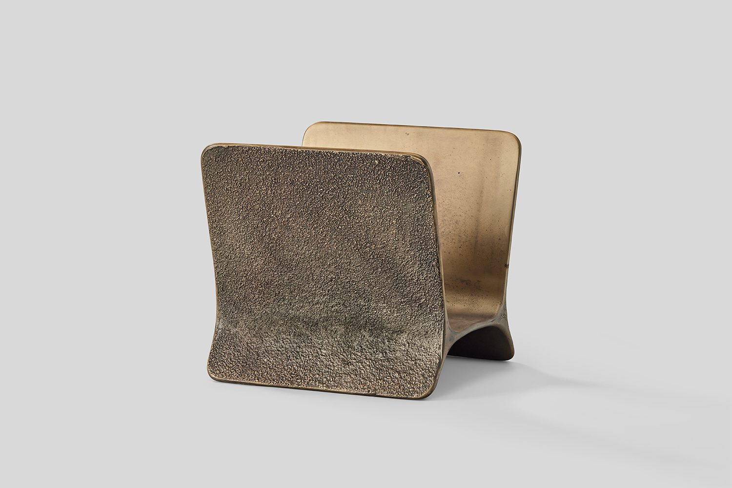 Couper Magazine Stand