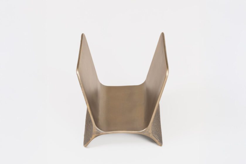 Couper Magazine Stand Wriver