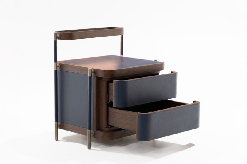 Palo Bedside Table Wriver