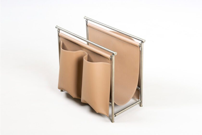 Peto Magazine Stand Wriver