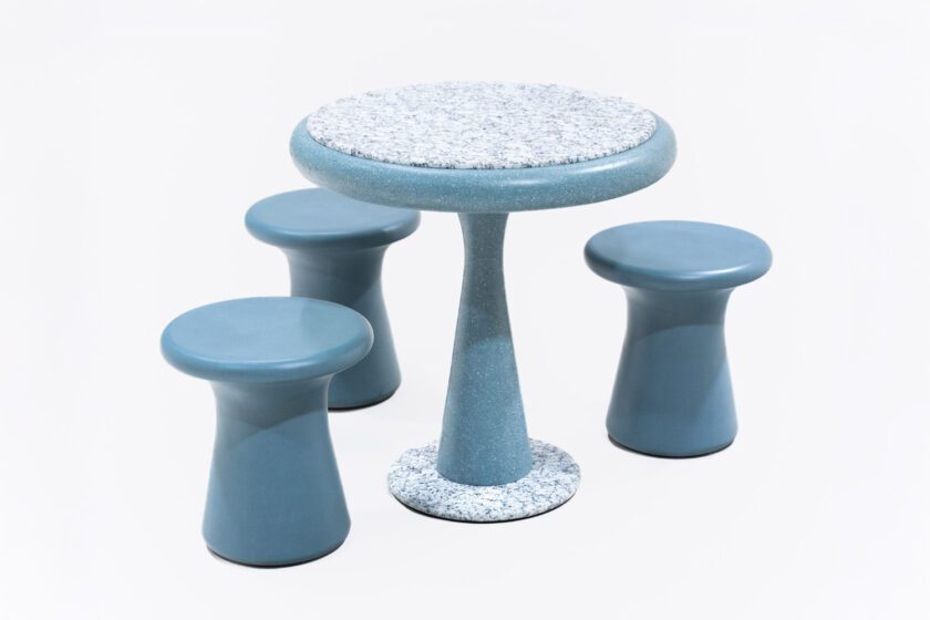 Sol Stool Wriver