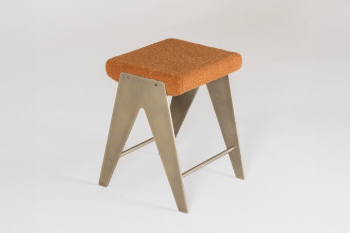Tapo Stool Wriver 