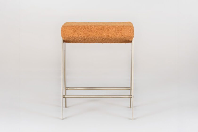 Tapo Stool Wriver