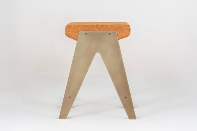 Tapo Stool Wriver