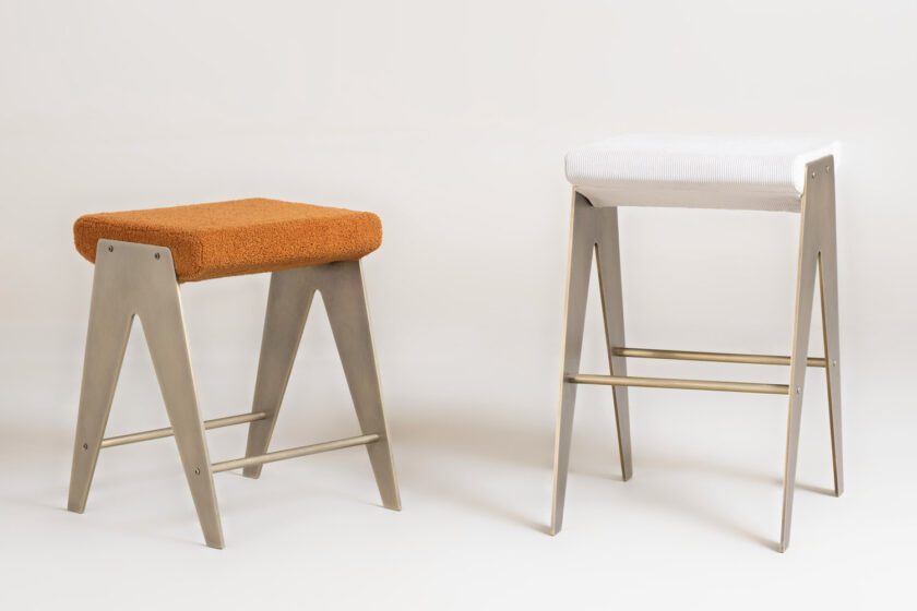 Tapo Stool Wriver