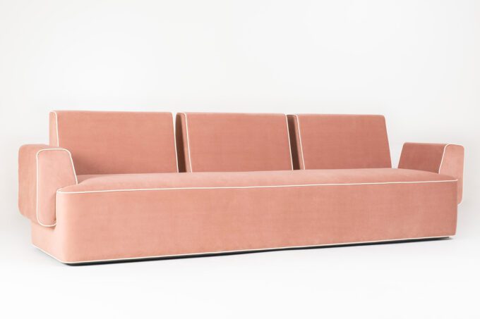 Border Sofa Wriver
