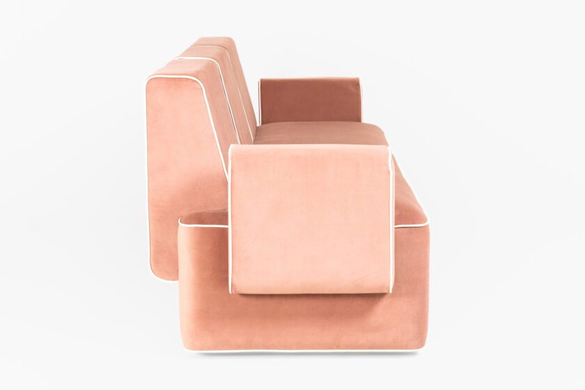 Border Sofa Wriver