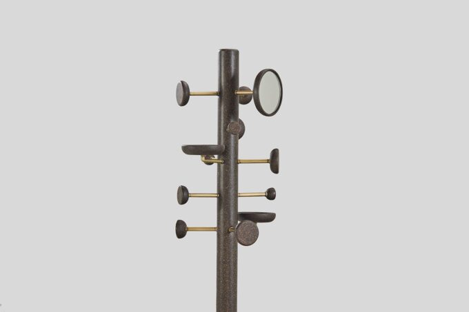 Suro Valet Stand