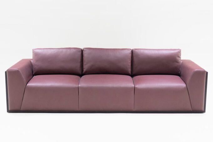 Elevo Sofa Wriver