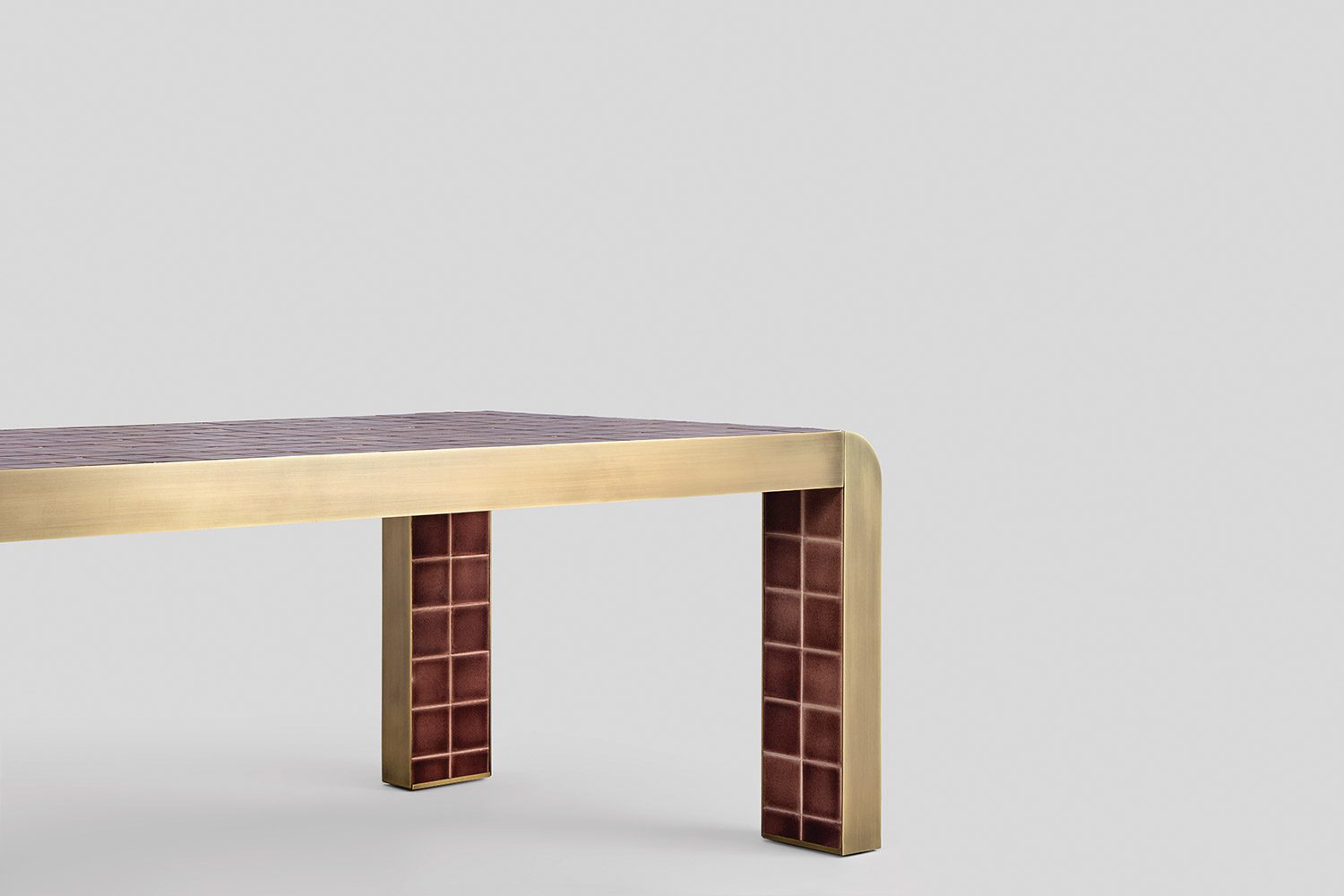Pezzo Dining Table