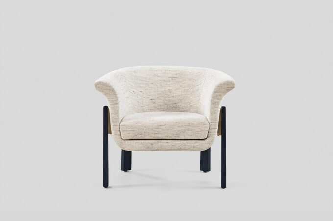 Case Lounge Chair