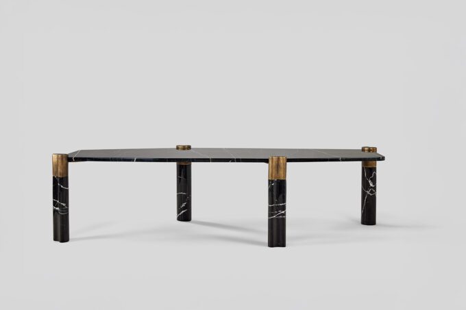 Presa Dining Table 