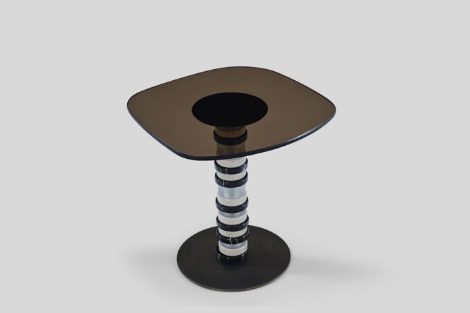 Deomi Side Table