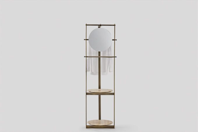 Quadro Valet Stand 