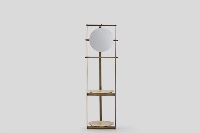 Quadro Valet Stand