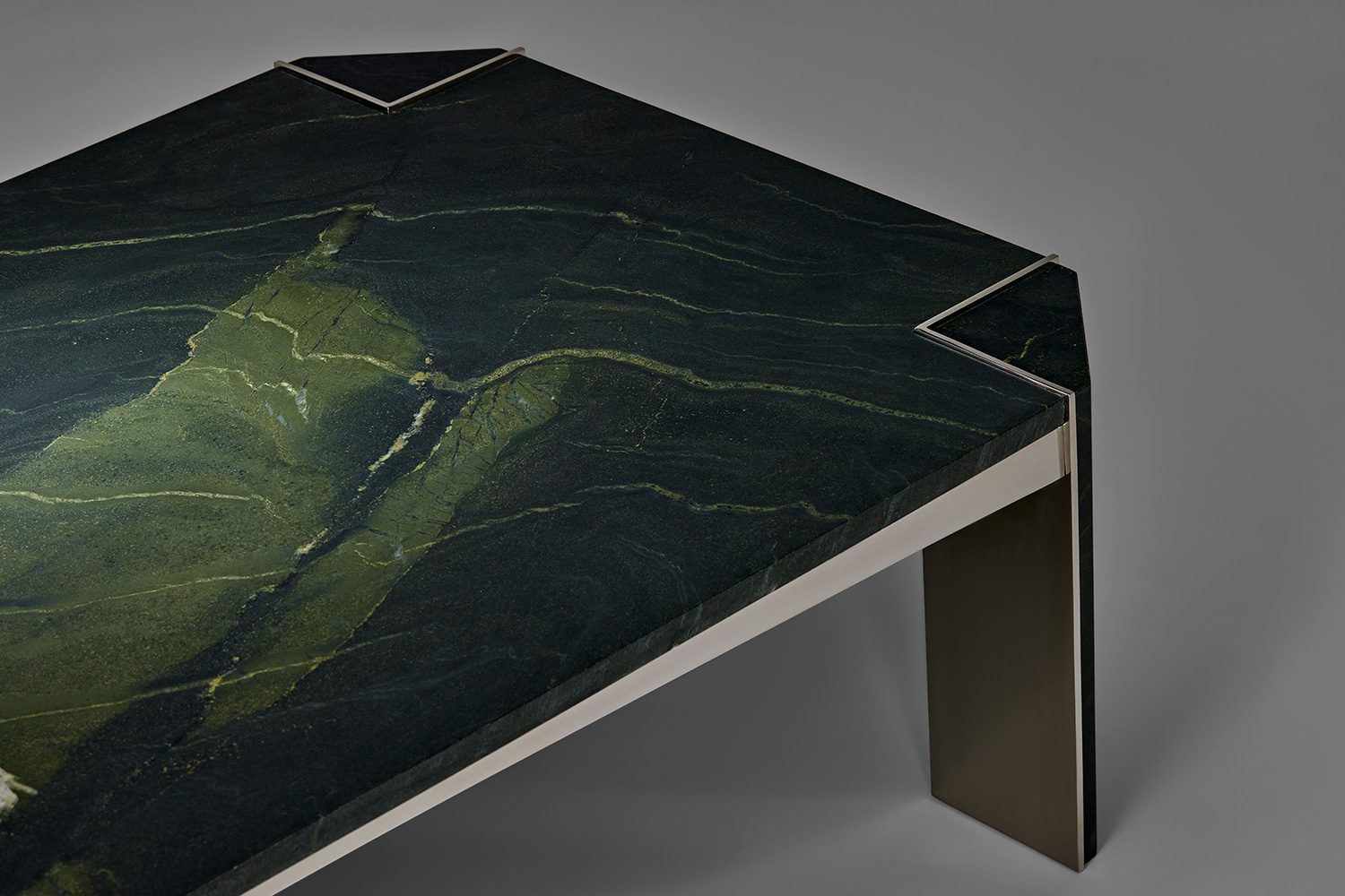 Gles Coffee Table