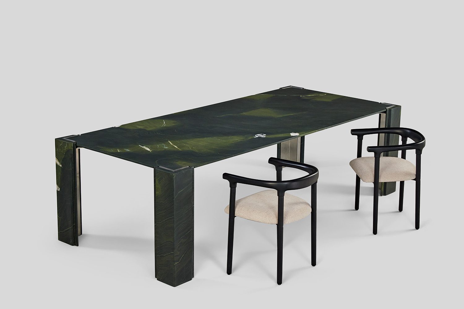 Klynt Dining Table
