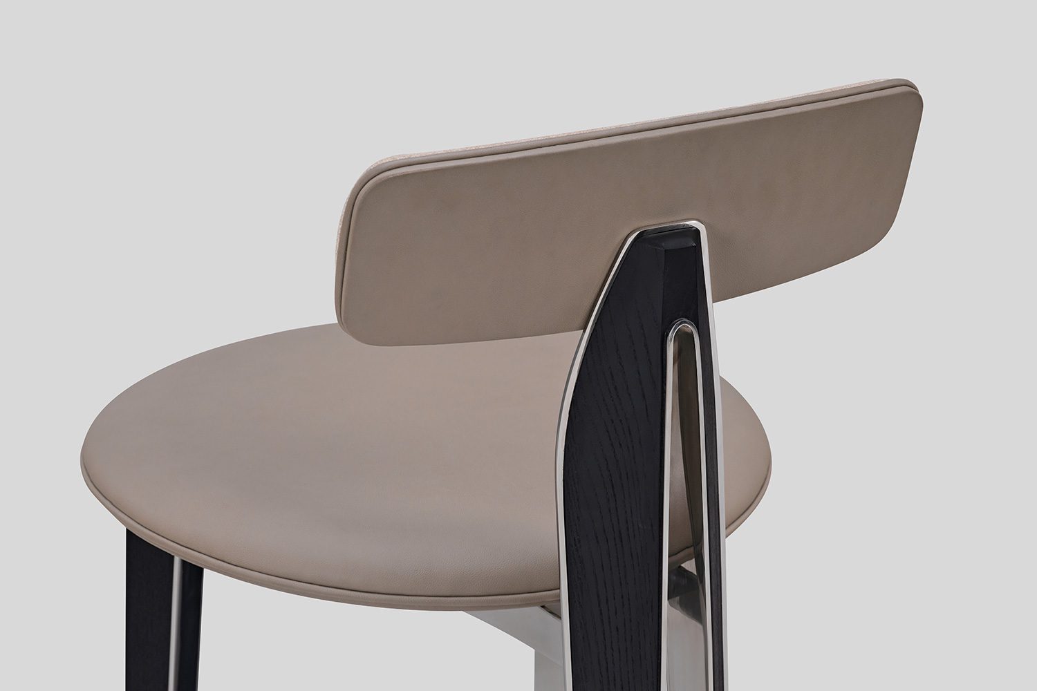 Yumi Chair