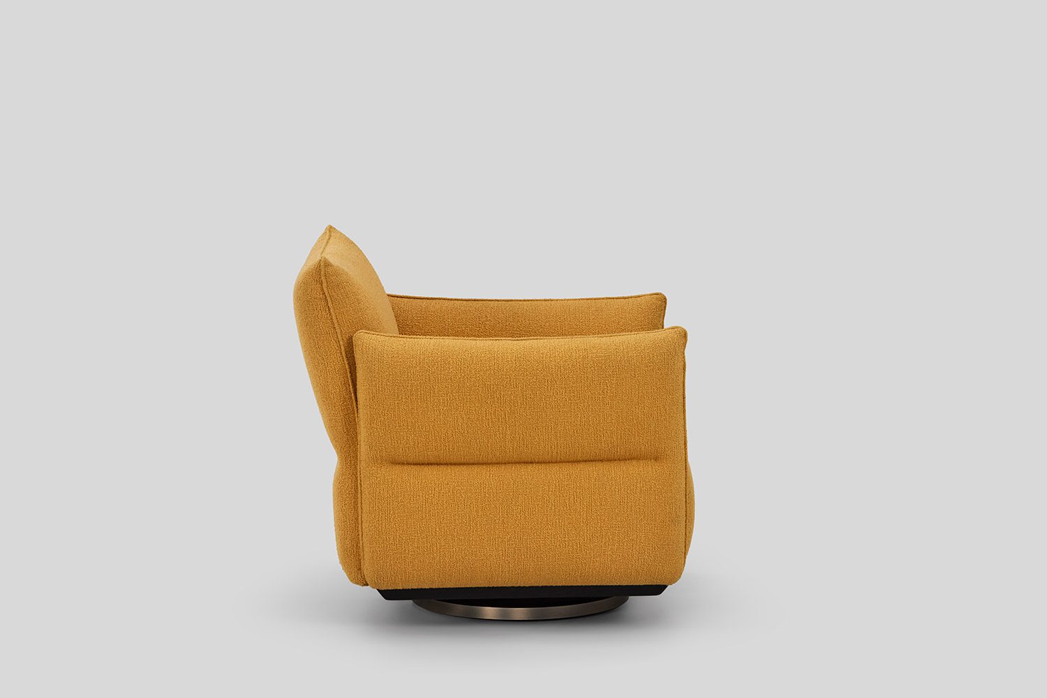 Lucen Lounge Chair